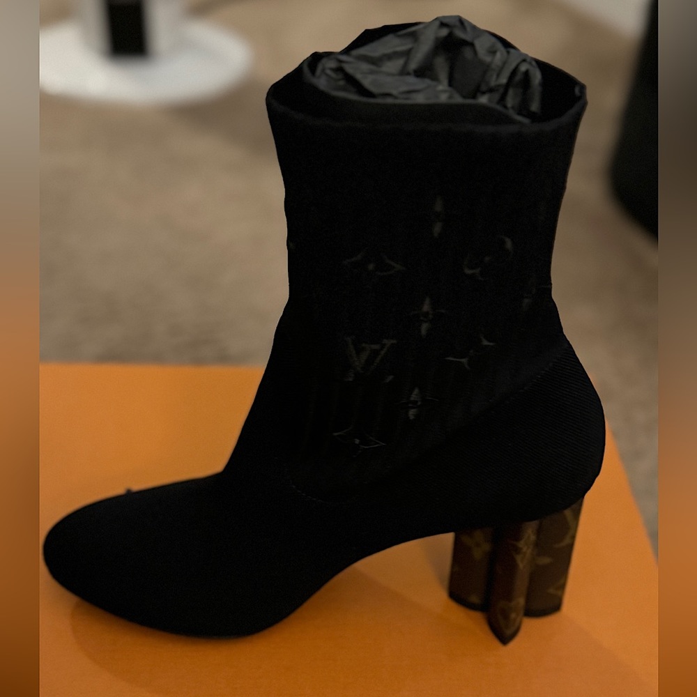 Louis Vuitton Silhouette Ankle Boot